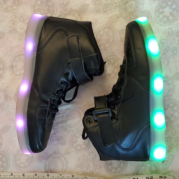 High Top  Rechargeable.  light up shoes. - Picture 3 of 9